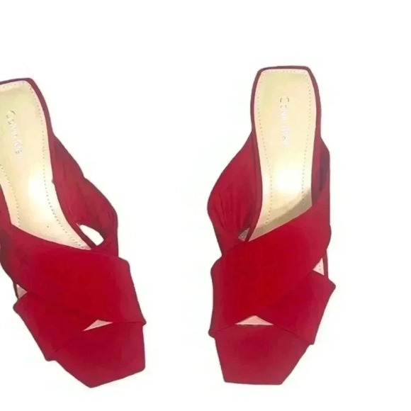 CALVIN KLEIN PLATFORM SANDALS . Comfortable and Super Pretty - Picture 2 of 9